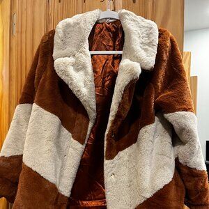 Time and Tru Women's Faux Fur Cropped Jacket